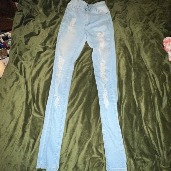 Fashion Nova Bob High Waist Light Blue Stone Wash Distressed Skinny Jeans 3/4 - Picture 3 of 3